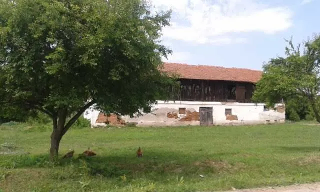 casa cu teren 11400 mp ,  Vladimir, Jud. Gorj 35000€ - Imaginea 4
