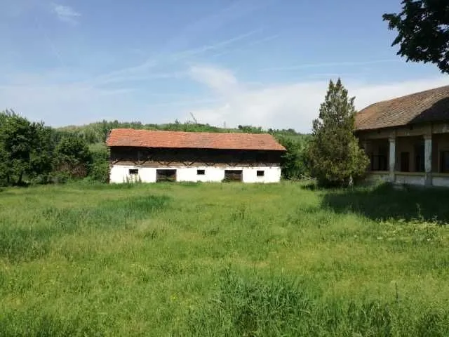 casa cu teren 11400 mp ,  Vladimir, Jud. Gorj 35000€ - Imaginea 6