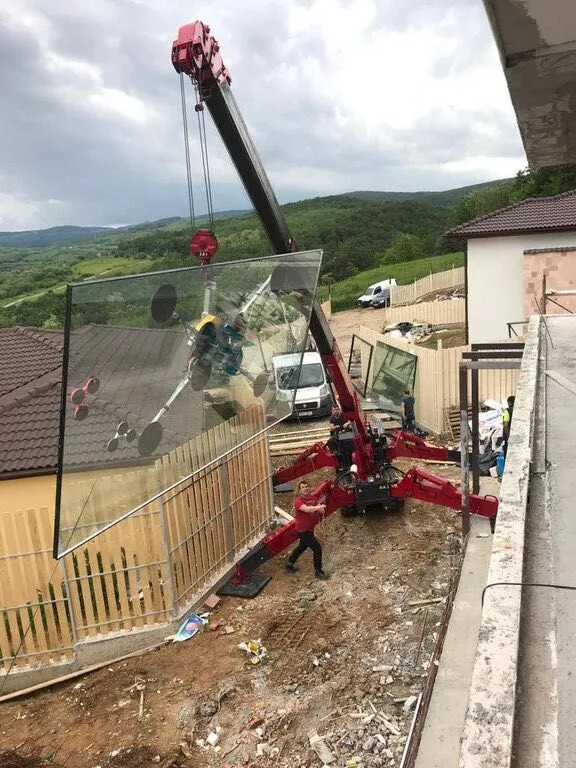 Unic urw506 mini crane - Imaginea 2