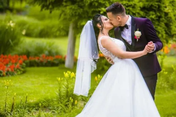 Fotograf Profesionist Nunta Craiova, Filiasi, Caracal, Slatina, Severin, Tg Jiu, Motru, Valcea, Dragasani, Bailesti, Segarcea - Imaginea 10