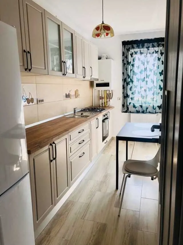 De inchiriat, apartament cu 2 camere , 51 mp pe Str. Rezervelor , Chiajna - Imaginea 1