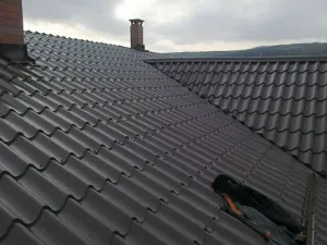 montaj tigla metalica