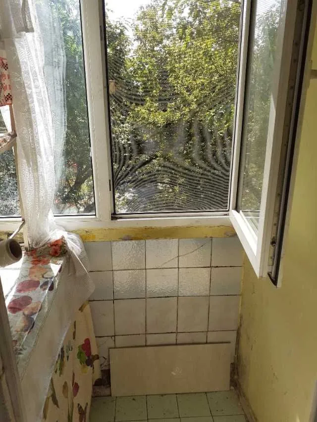 LIVEZILOR PARC VINDEM 2 CAMERE CF2 ETAJ 3/ 4 PRET 29000EUR - Imaginea 7