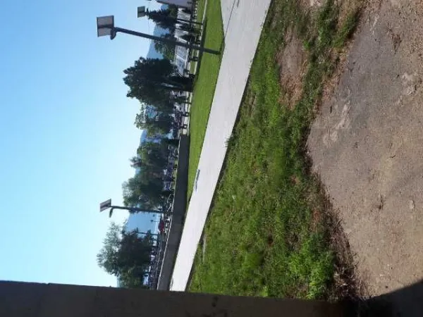 Inchiriez spatiu comercial la parterul Dierna - Imaginea 5