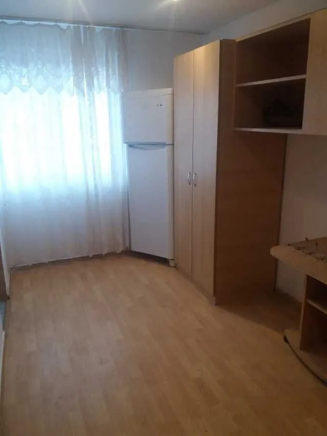 TOPORAS STR IACOB ANDREI VINDEM GARSONIERA CF3 - Imaginea 5