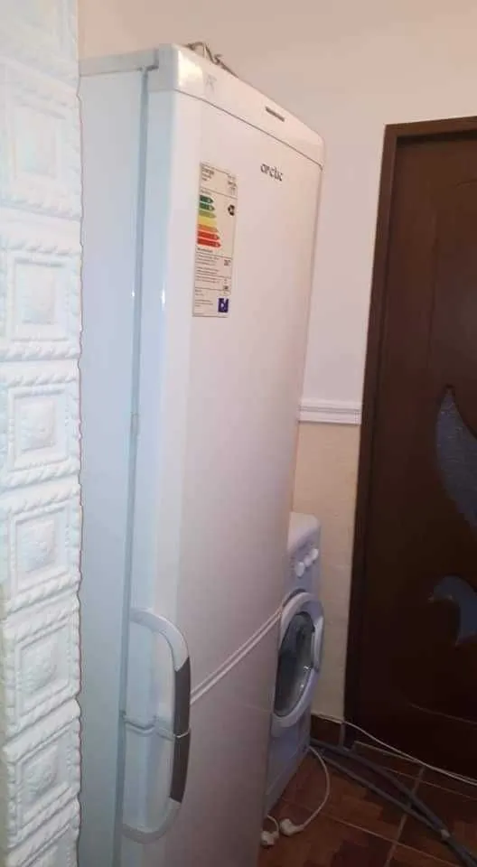 De inchiriat apartament decomandat - Imaginea 2