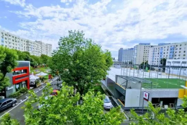 APARTAMENT CURAT SI LUMINOS CU PARCARE INDIVIDUALA - Imaginea 1