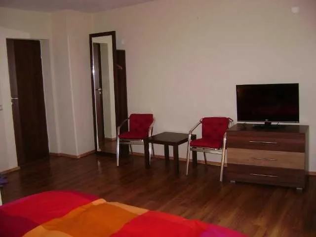VILA IN SINAIA 10 CAMERE - Imaginea 6