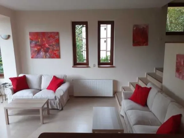 VILA IN SINAIA 10 CAMERE - Imaginea 10
