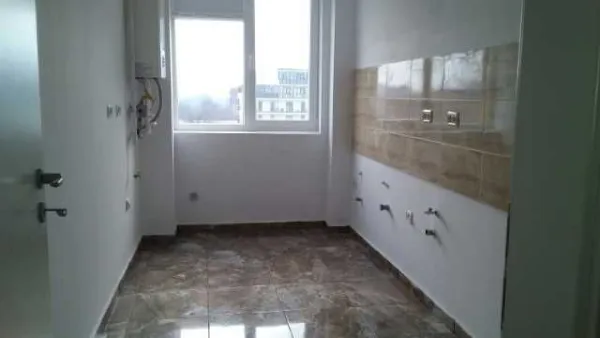 Apartament spatios, vedere superba la Raul Colentina - Imaginea 8