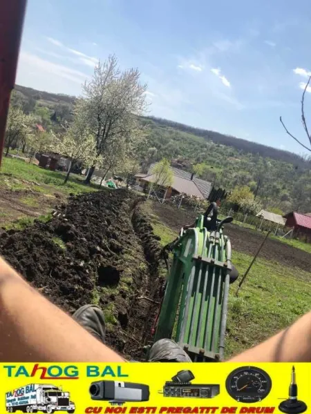 Inchirieri miniexcavator pt sapaturi - Imaginea 2