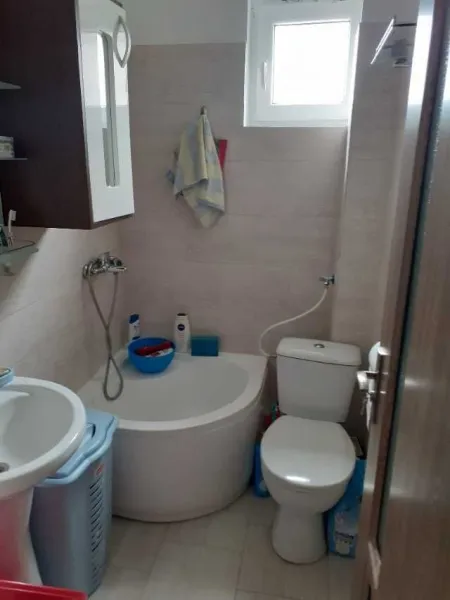 Kaufland Salaj  vindem ap 2 camere cf1 etaj 1/ 2 balcon pret 38000 eur - Imaginea 6
