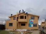 Executam acoperisuri de blocuri si case - Miniatura 1