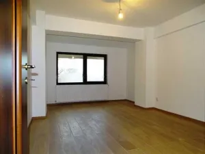 Finisam apartamente si case la interior: glet/ zugraveli / gresie