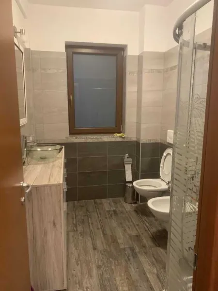 Inchirierez apartament cu 2 camere in Buna Ziua zona Grand Hotela Italia - Imaginea 6
