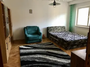 Inchiriez apartament cu 2 camere, Deva