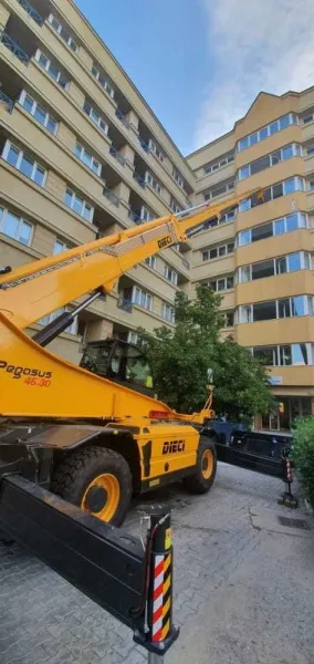 Inchirieri Utilaje Pentru Constructii, Activitati Speciale si Servicii conexe - Imaginea 3