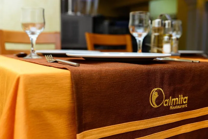 Oferta de cazare la hotel de lux - experienta inedita - Imaginea 11