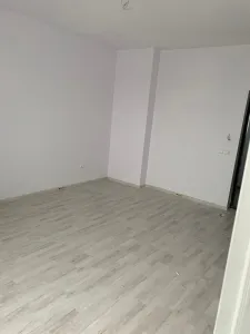 Apartament 2 camere 39600EUR cash, 50 mp, etaj 3/ 7