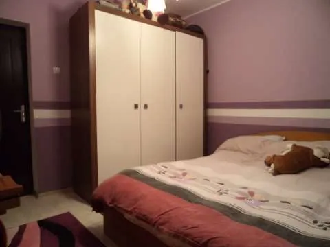 inchiriez apartament 2 cam., Big centru, et.3/4, renovat È™i mobilat - Imaginea 3