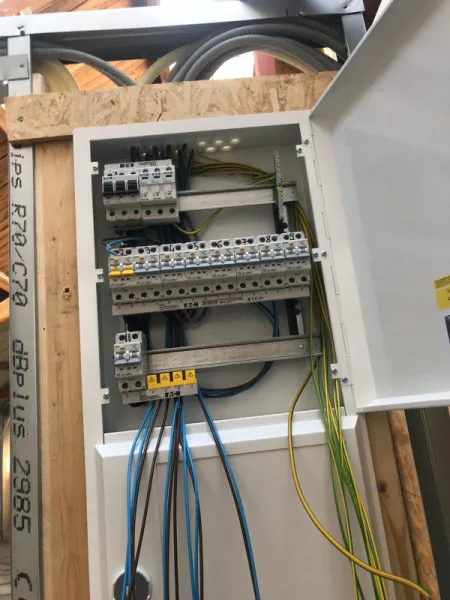 Renovari Instalatii Electrice - Imaginea 4