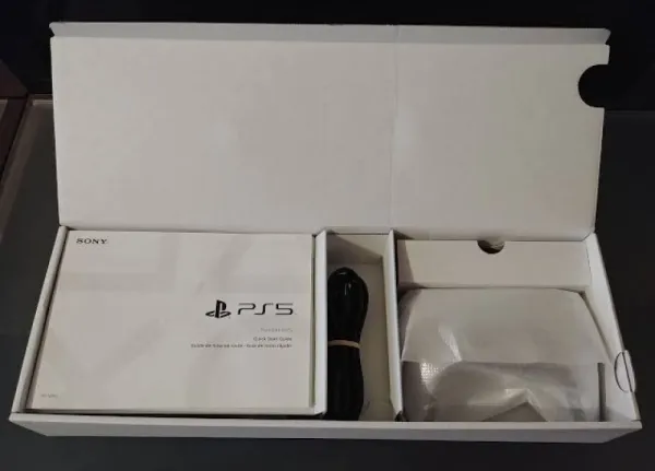Sony PS5 825GB - Imaginea 1