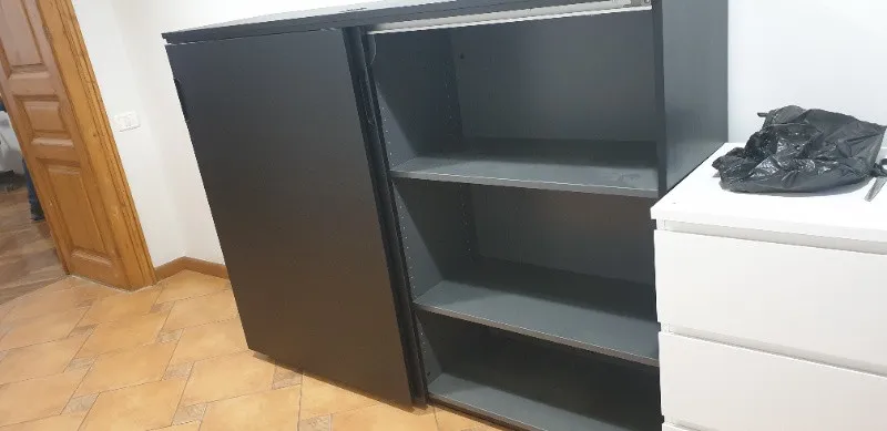 GALANT Corp cu usi glisante, furnir frasin vopsit negru, IKEA,  160x120 cm x 1 bucata - Imaginea 2