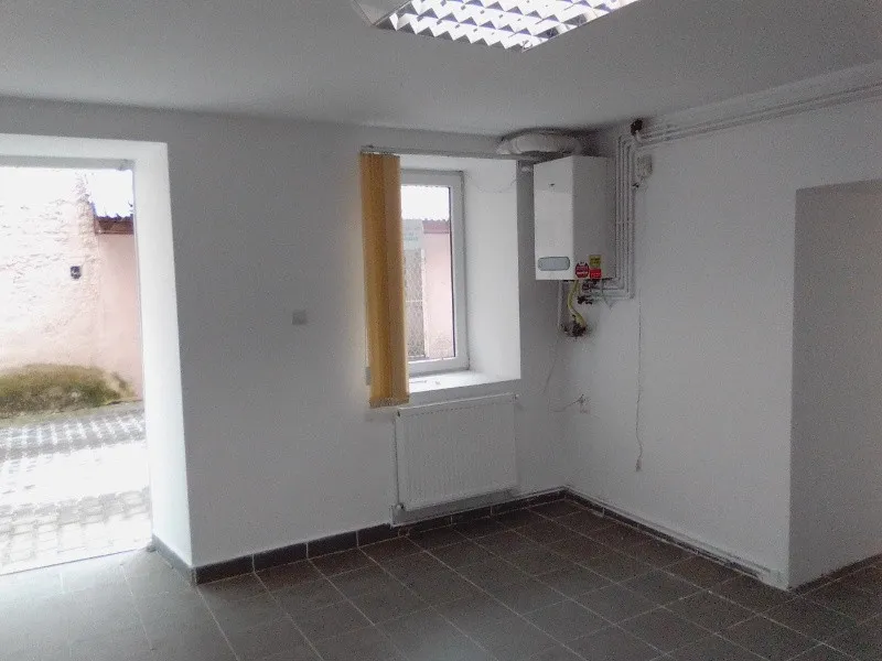 De inchiriat spatiu comercial in Reghin, - Imaginea 2