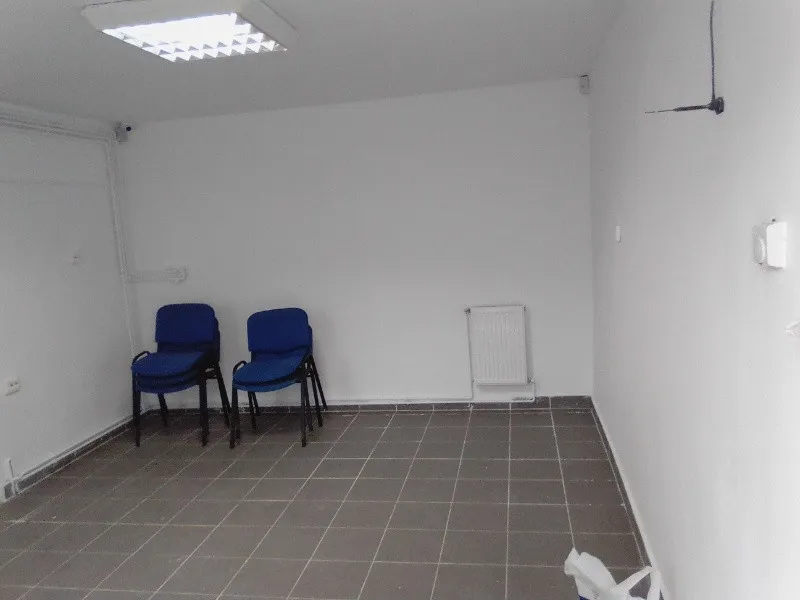De inchiriat spatiu comercial in Reghin, - Imaginea 3