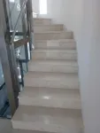 Marmura Crema Marfil pentru scari interioare - Miniatura 1