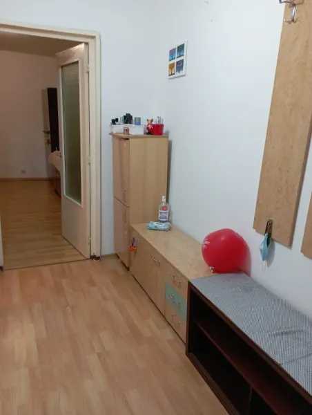 Inchiriez, imediat, in Timisoara, in zona Odobescu, apartam. cu 1 camera! - Imaginea 2