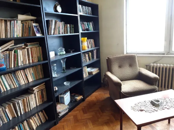 Vanzare apartament 3 camere, 74m, etaj 4, Str. Unirii ( Micro) - Imaginea 1