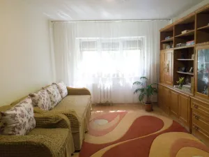 2 camere PB parter Oradea Rogerius str. Carpati