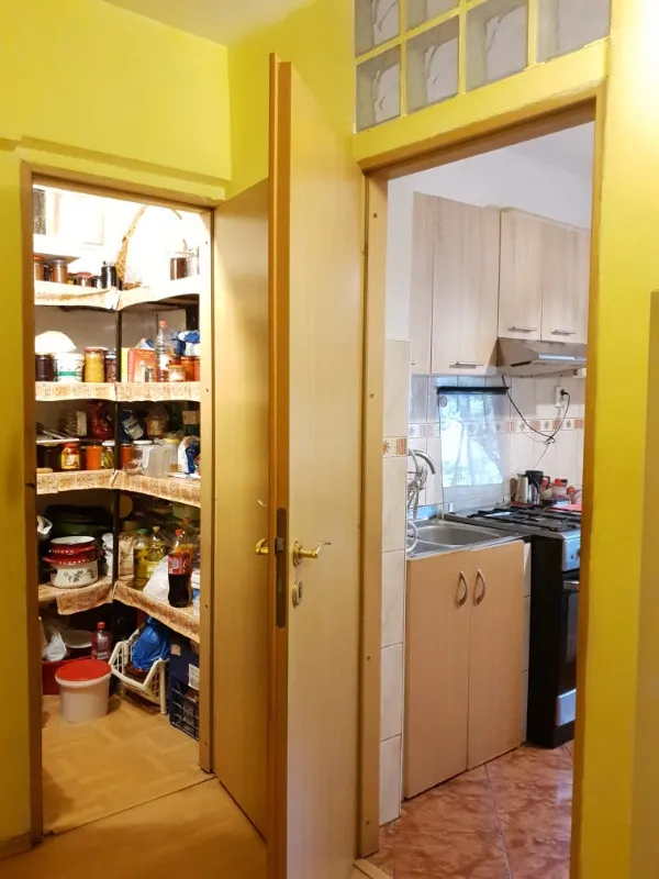 2 camere PB parter Oradea Rogerius str. Carpati - Imaginea 3
