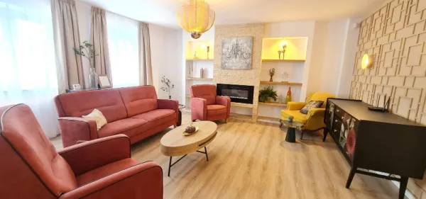 Proprietar vand vila la cheie 351mp construiti , 7 camere, Turnisor intrare 362. 000 euro - Imaginea 2