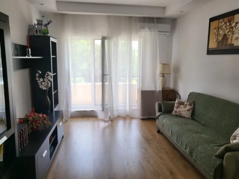 Apartament 3 camere decomandat, 67 mp, Pipera, Cosmopolis, complet mobilat si utilat 135. 000euro - Imaginea 1