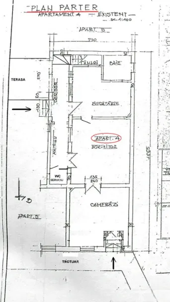 Proprietar vind , central , casa cu 2 apartamente - Imaginea 3