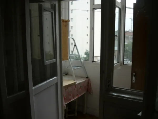 Apartament 4 camere, decomandat, 94mp, Stefan cel Mare, 165. 000euro - Imaginea 5