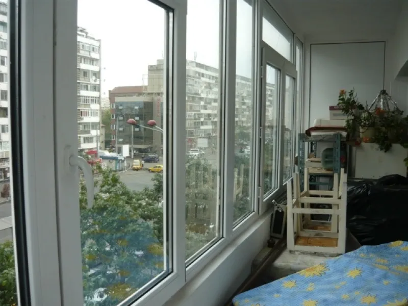 Apartament 4 camere, decomandat, 94mp, Stefan cel Mare, 165. 000euro - Imaginea 8