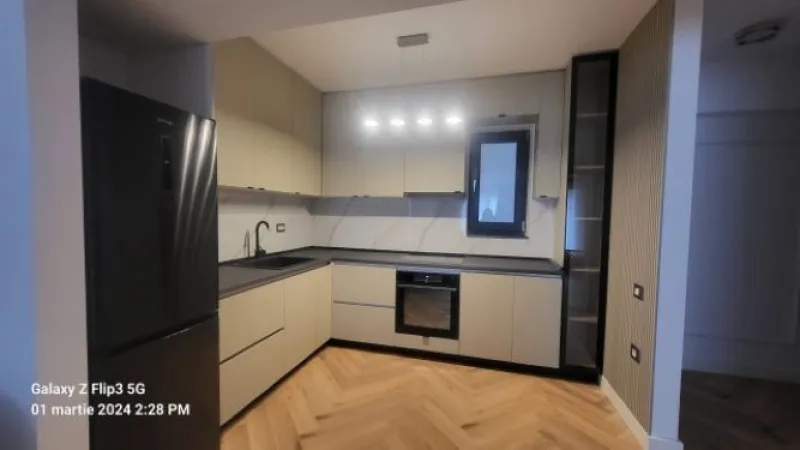 Inchiriez apartament 2 camere semidecomandat, Pipera, 71 mp, 950euro - Imaginea 1