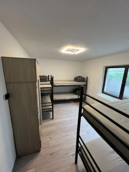 Cazare Muncitori Iasi - Ideal pentru Grupuri, Confort si Accesibilitate - Imaginea 1
