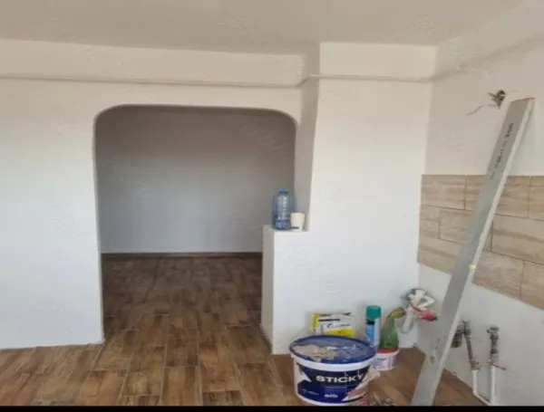 Apartament cu 2 camere in Cartier Pacii la etajul 3 - Imaginea 6
