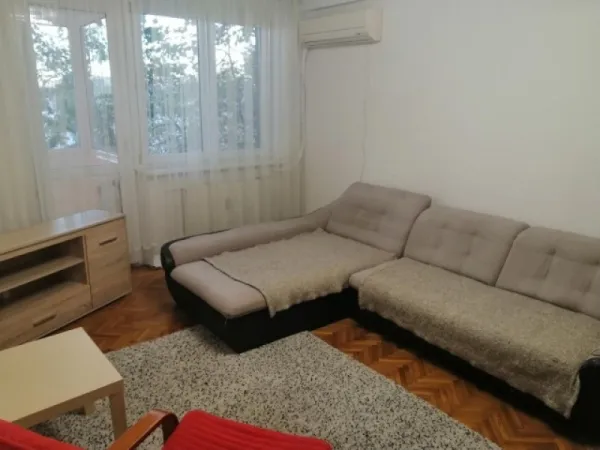 Inchiriez apartament 2 camere, 50mp, Obor, zona Veranda Mall, 450euro - Imaginea 1