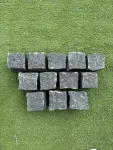 PIATRA CUBICA GRANIT GRI ANTHRACIT 10X10X5 CRAPATA - Miniatura 2