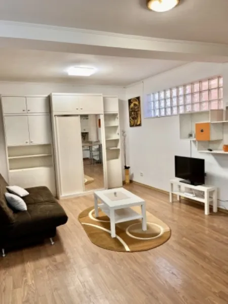 Inchiriez apartament 2 camere, 48mp, zona Vatra Luminoasa, 490euro - Imaginea 1