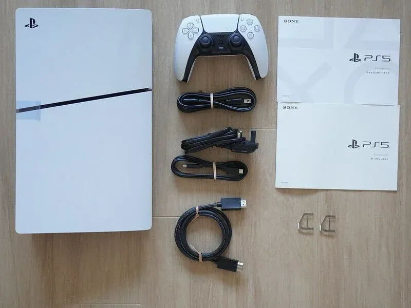 vânzare Sony PlayStation 5 - Imaginea 1