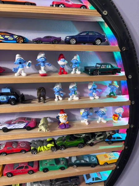 Etajeră figurine în miniatura - Imaginea 5