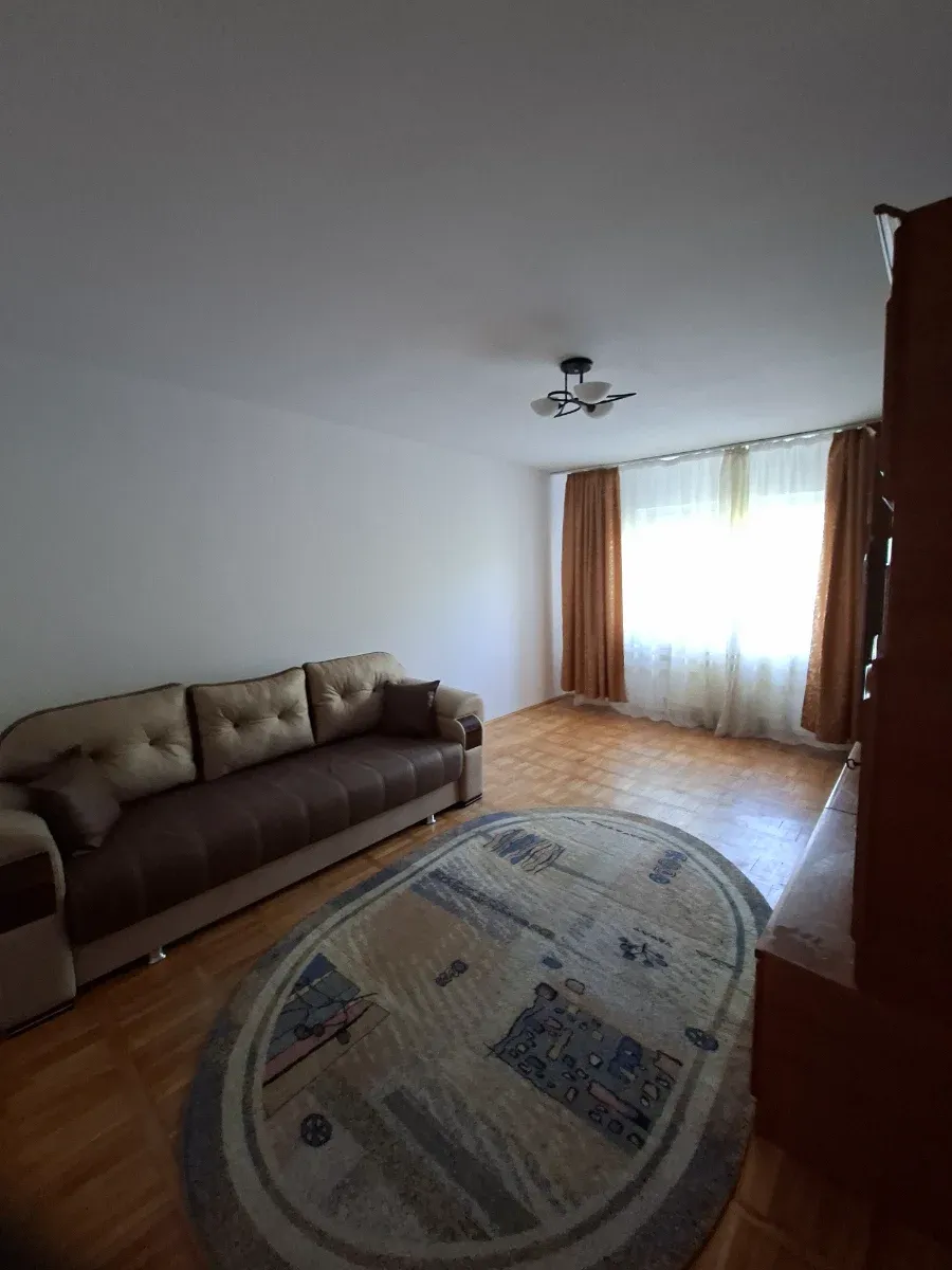 Inchiriez apartament 2 camere - Imaginea 3