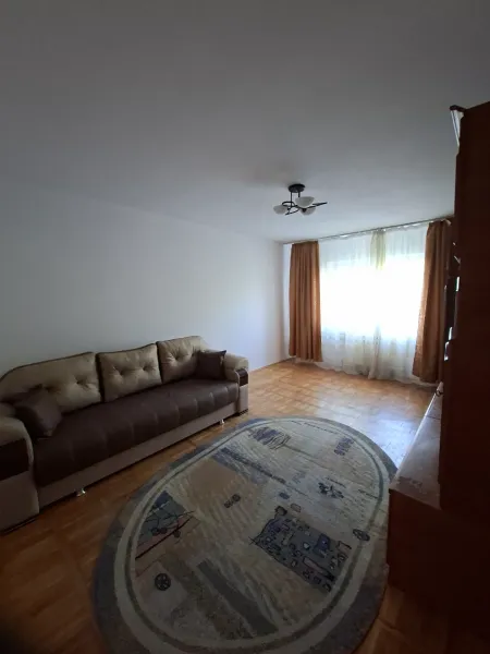 Inchiriez apartament 2 camere - Imaginea 3