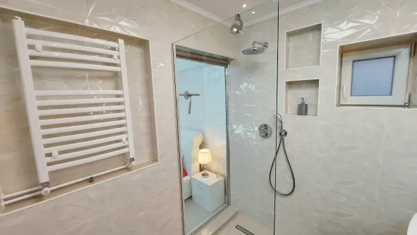 PROPRIETAR | Apartament Custom Luxury Crângași – Bd. Constructorilor | Design Exclusiv, 2 min. de Parc & Lac | Mutare Imediată - Imaginea 1
